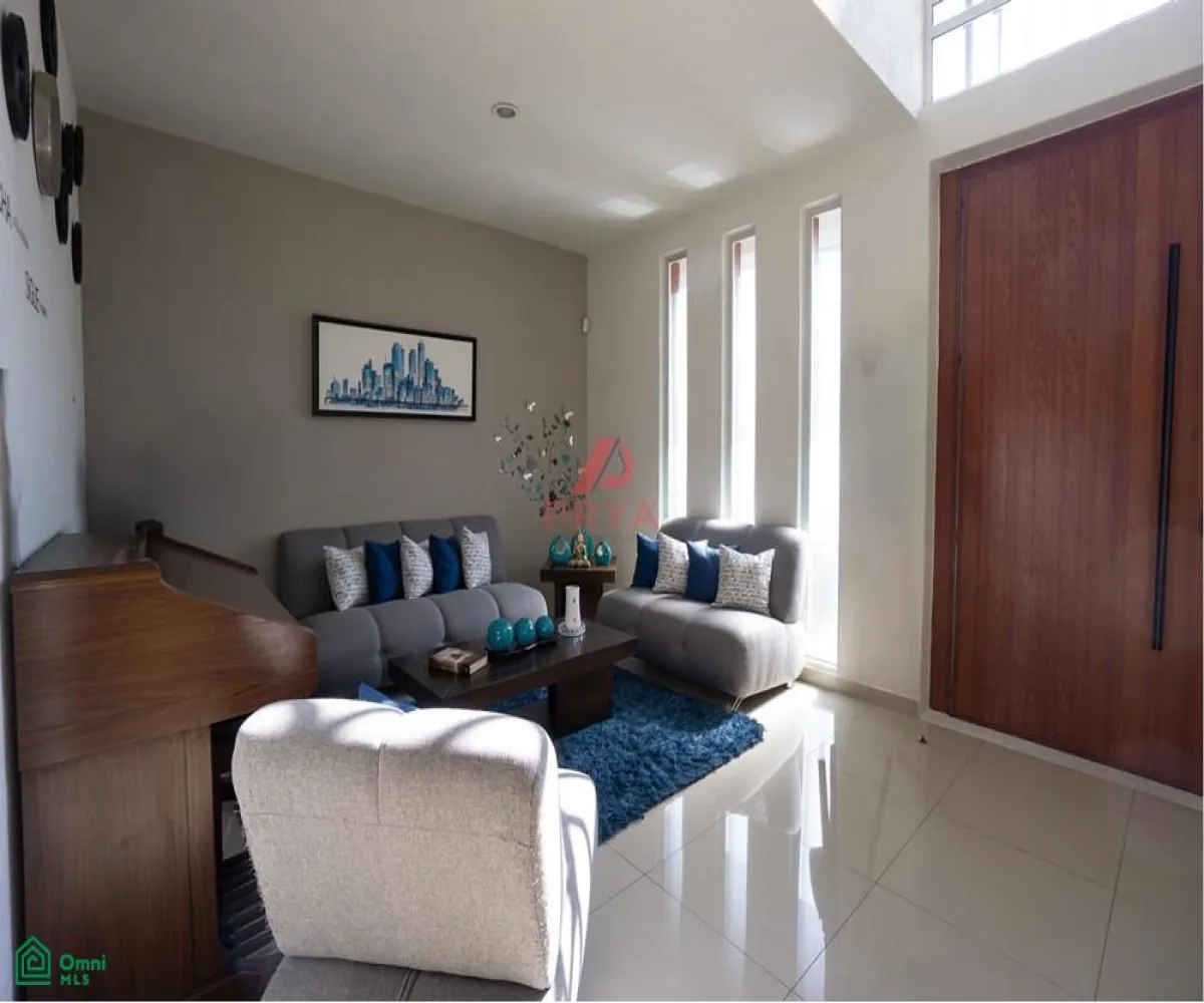 Casa En Venta,Fraccionamiento Valle Imperial,Jardines del Palacio Real S/N, Zapopan, Jalisco 45134, 3 Habitaciones,3 Baños,Jardines del Palacio Real,MX261083826