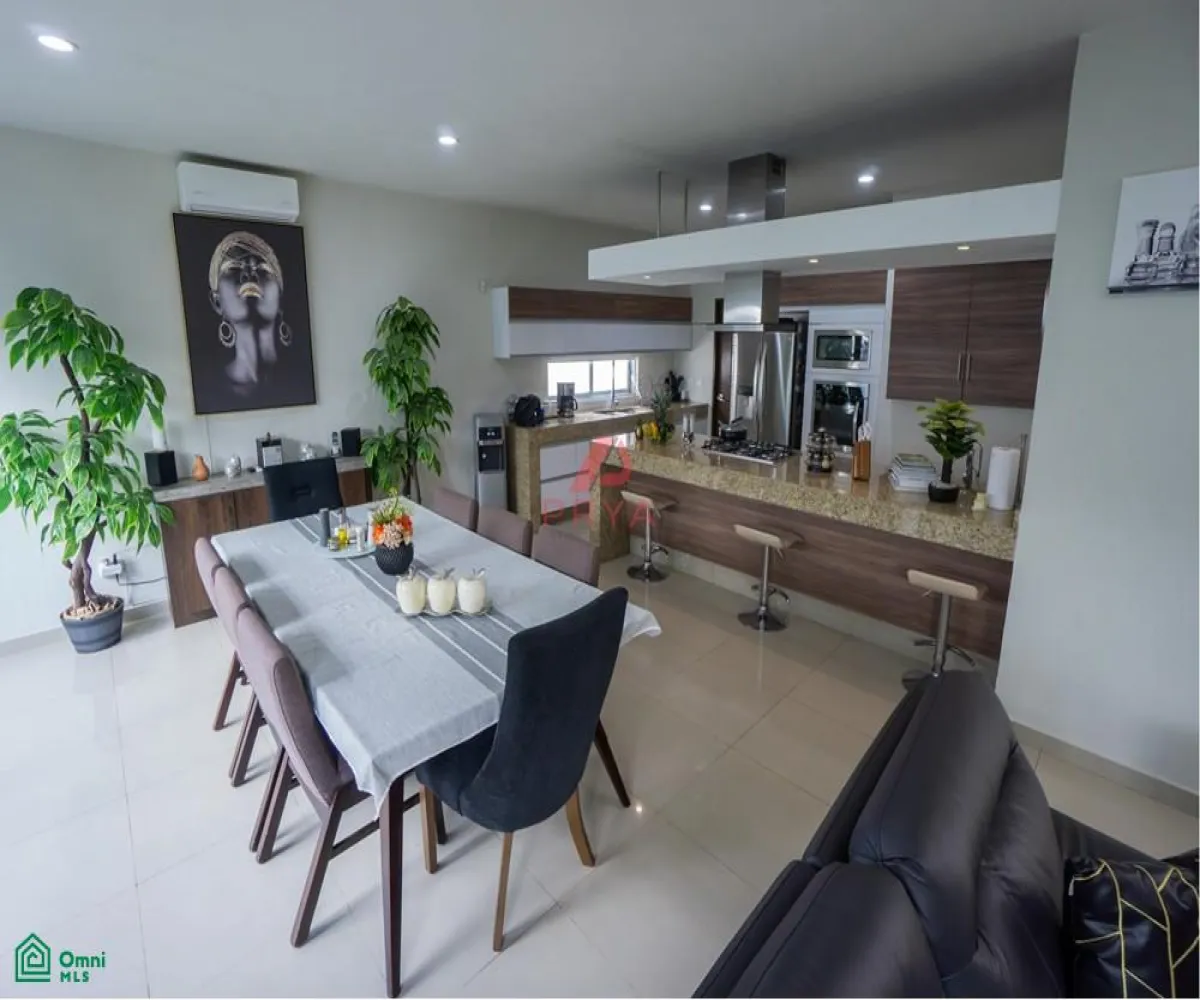 Casa En Venta,Fraccionamiento Valle Imperial,Jardines del Palacio Real S/N, Zapopan, Jalisco 45134, 3 Habitaciones,3 Baños,Jardines del Palacio Real,MX261083826