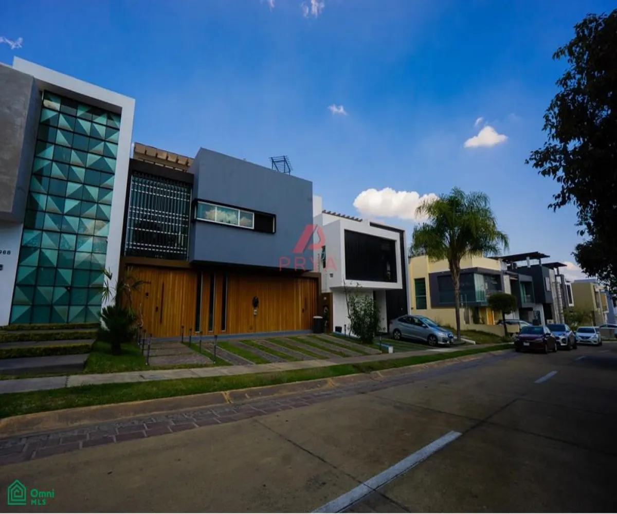 Casa En Venta,Fraccionamiento Valle Imperial,Jardines del Palacio Real S/N, Zapopan, Jalisco 45134, 3 Habitaciones,3 Baños,Jardines del Palacio Real,MX261083826