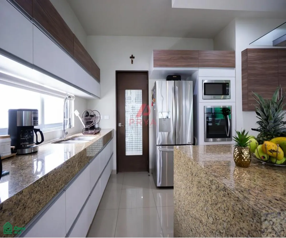 Casa En Venta,Fraccionamiento Valle Imperial,Jardines del Palacio Real S/N, Zapopan, Jalisco 45134, 3 Habitaciones,3 Baños,Jardines del Palacio Real,MX261083826