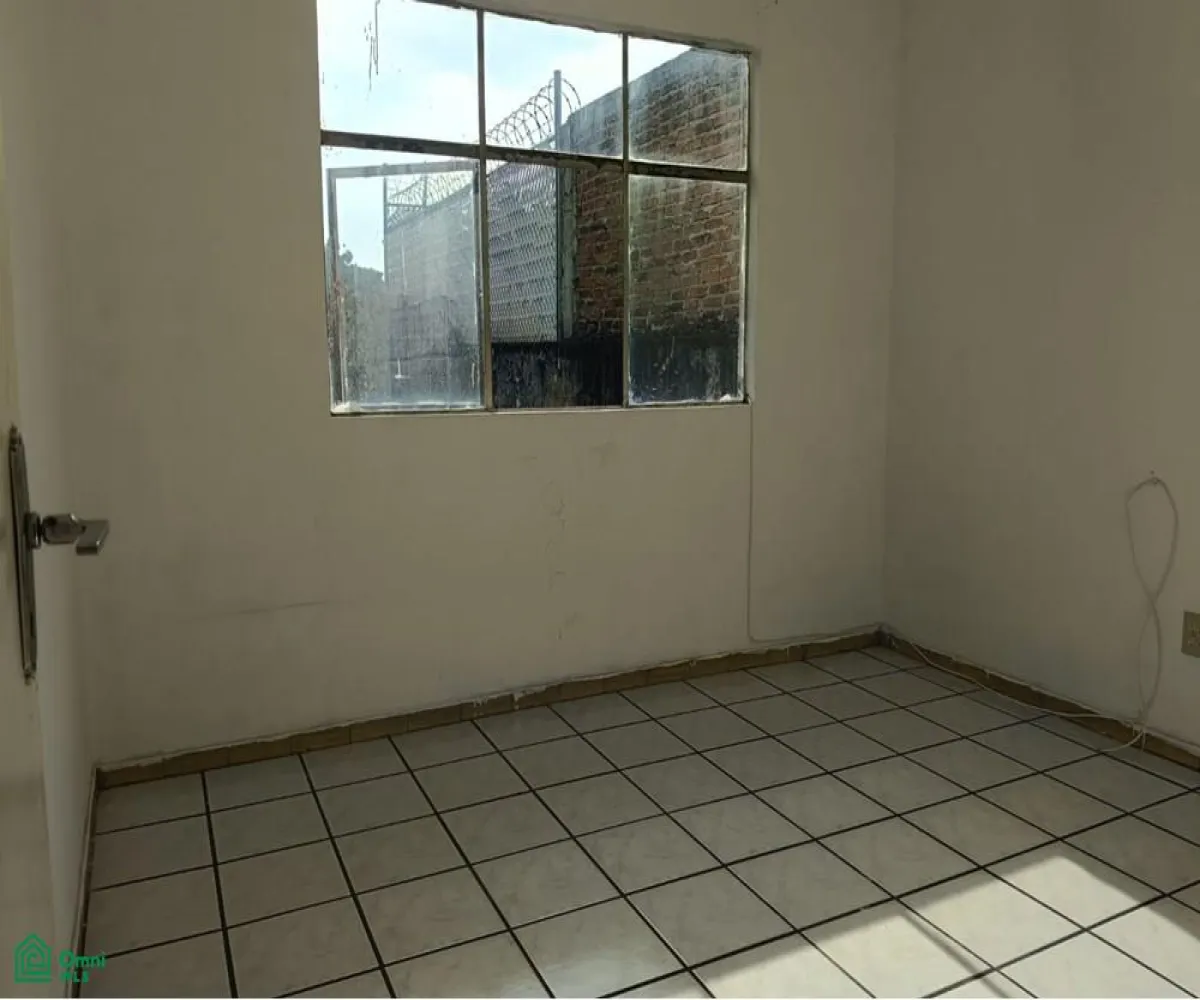 Casa En Venta,Colonial Independencia Poniente,Ixtlacihuatl 1972, Guadalajara, Jalisco 44290, 5 Habitaciones,1 Baño,Ixtlacihuatl,MX261083850