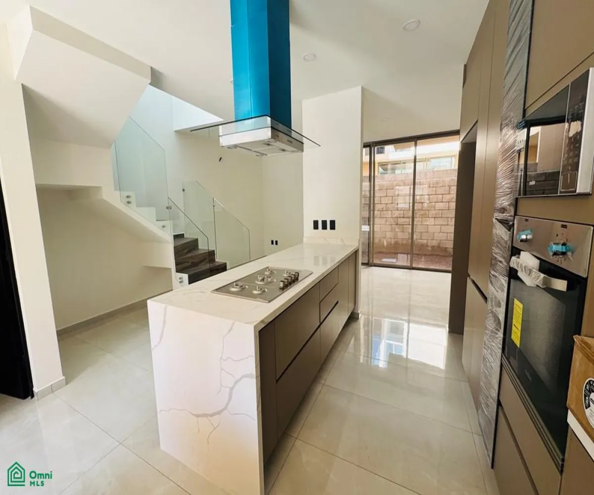 Casa En Renta,Bosques De Santa Anita,BOSQUE DE ABETOS 121, Tlajomulco de Zuniga, Jalisco 45645, 3 Habitaciones,3 Baños,BOSQUE DE ABETOS,2,MX261085108