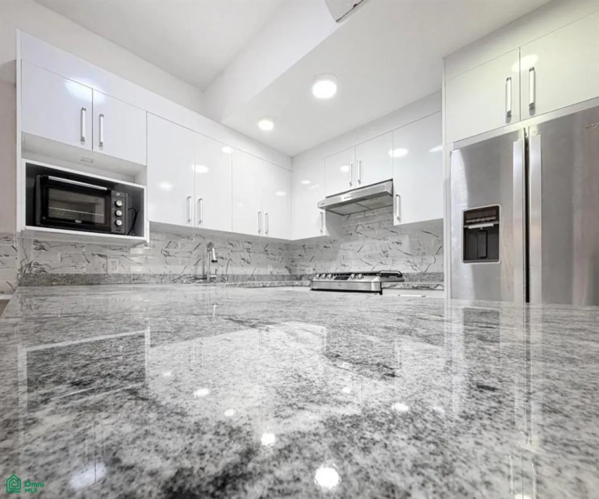 Departamento En Venta,Aramara,Ma Montessori 485 int 402, Puerto Vallarta, Jalisco 48314, 3 Habitaciones,2 Baños,Ma Montessori,3,MX261086201