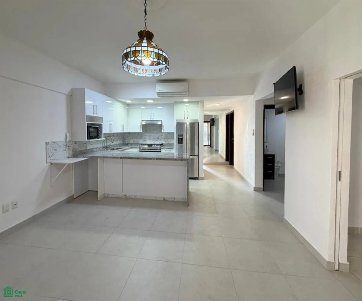 Departamento En Venta,Aramara,Ma Montessori 485 int 402, Puerto Vallarta, Jalisco 48314, 3 Habitaciones,2 Baños,Ma Montessori,3,MX261086201