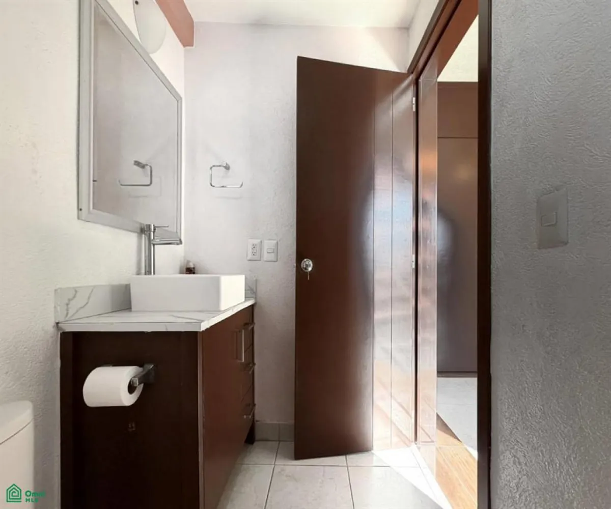 Departamento En Venta,Aramara,Ma Montessori 485 int 402, Puerto Vallarta, Jalisco 48314, 3 Habitaciones,2 Baños,Ma Montessori,3,MX261086201