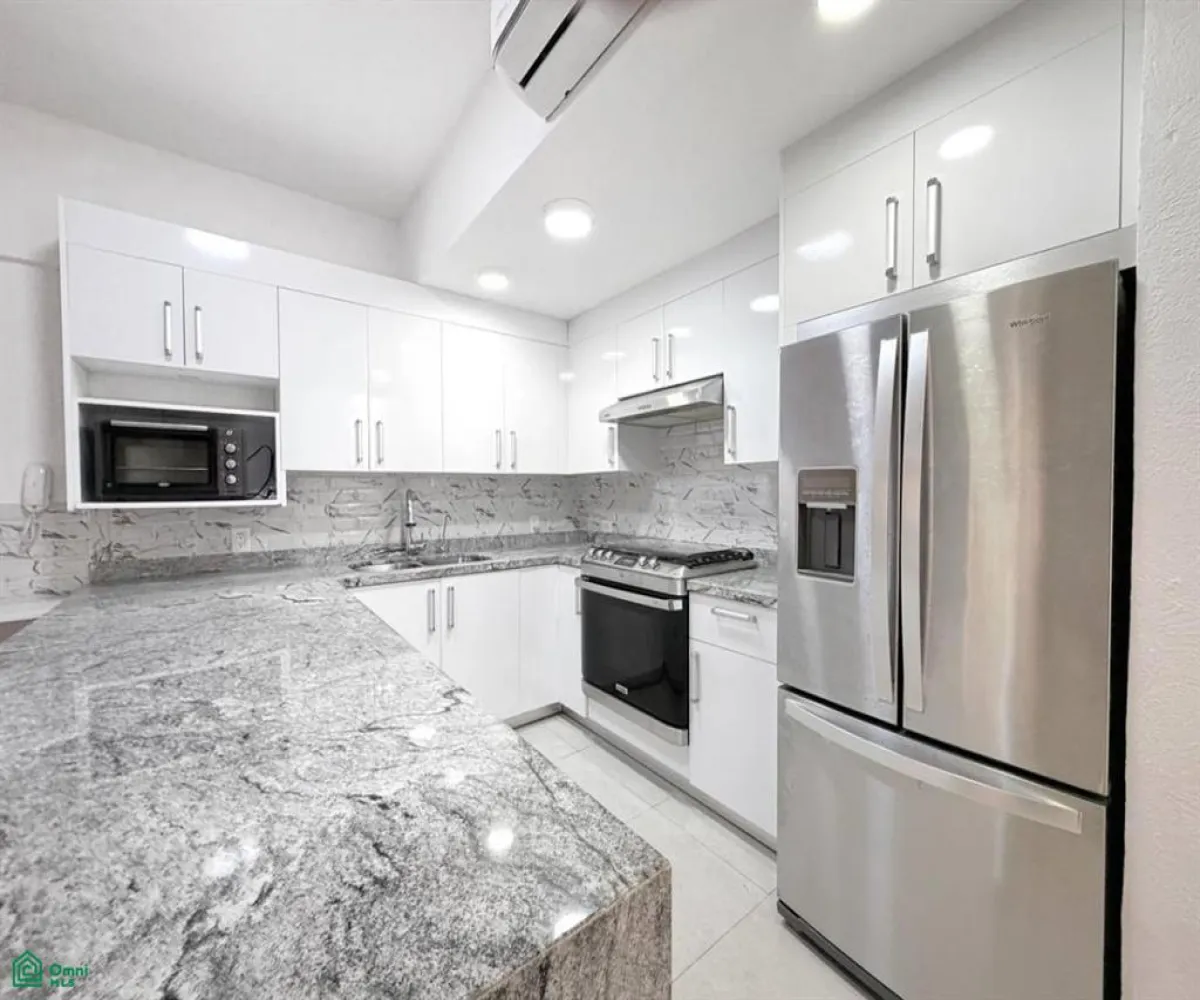 Departamento En Venta,Aramara,Ma Montessori 485 int 402, Puerto Vallarta, Jalisco 48314, 3 Habitaciones,2 Baños,Ma Montessori,3,MX261086201