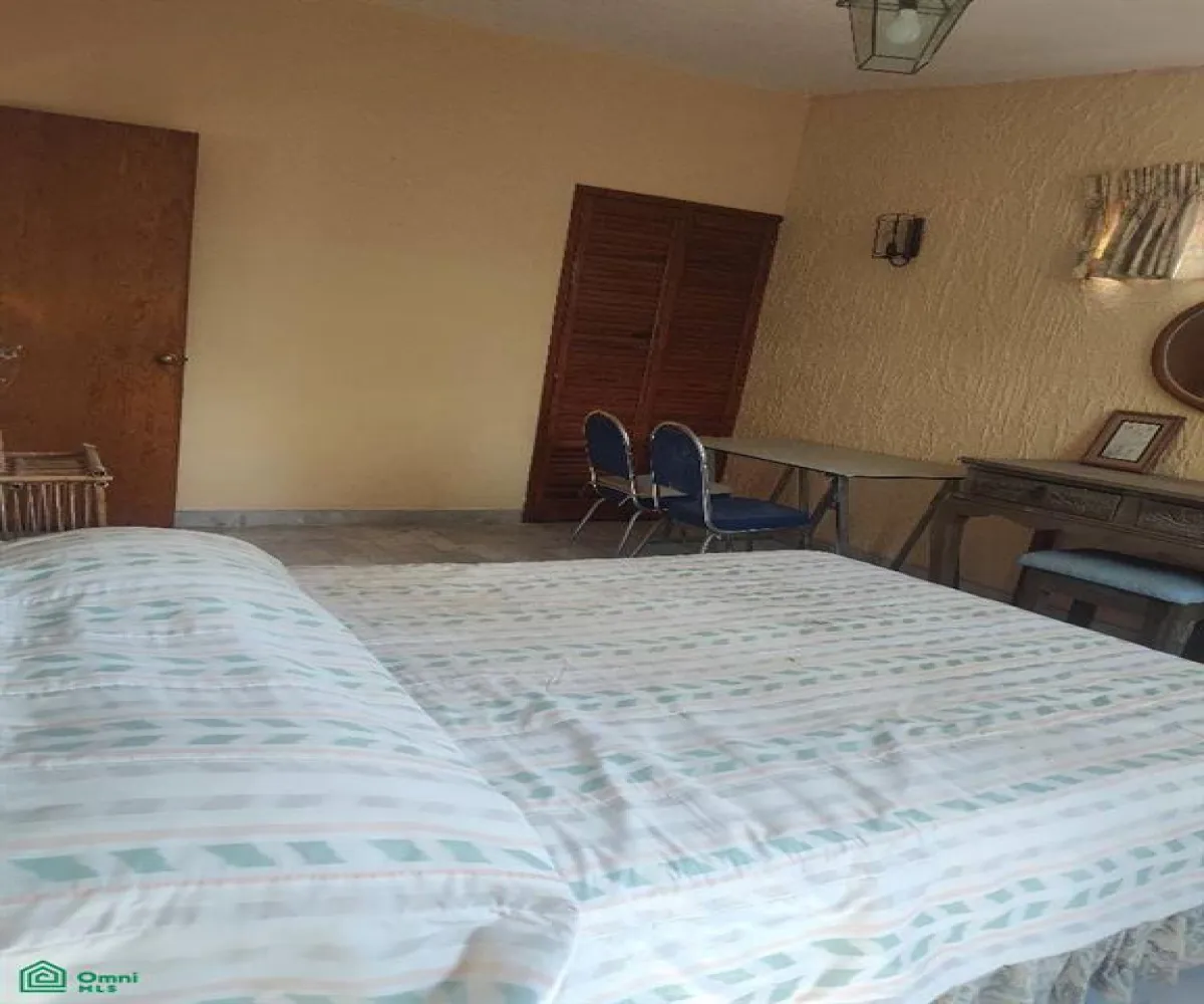 Casa En Venta,Vista del Lago (Country Club de Chapala),Vista del Lago Poniente D12, Chapala, Jalisco 45901, 2 Habitaciones,2 Baños,Vista del Lago Poniente,MX261086213