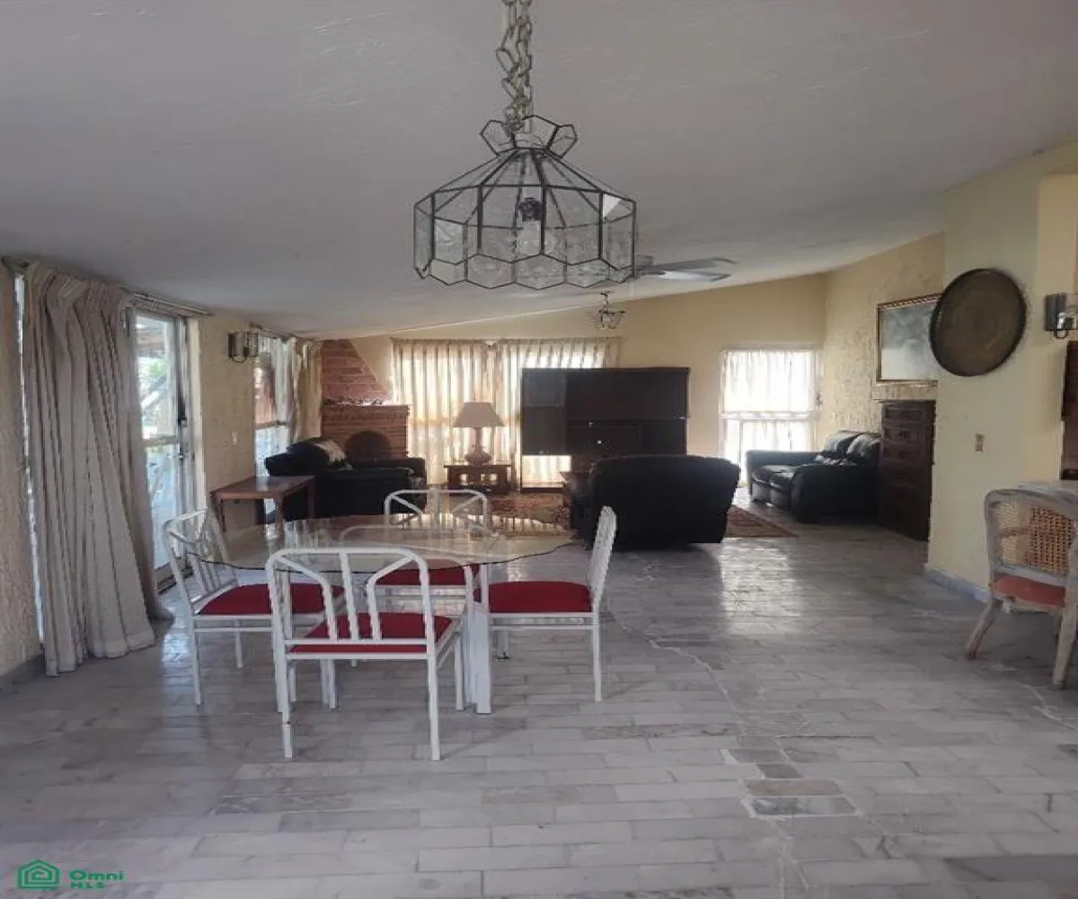 Casa En Venta,Vista del Lago (Country Club de Chapala),Vista del Lago Poniente D12, Chapala, Jalisco 45901, 2 Habitaciones,2 Baños,Vista del Lago Poniente,MX261086213