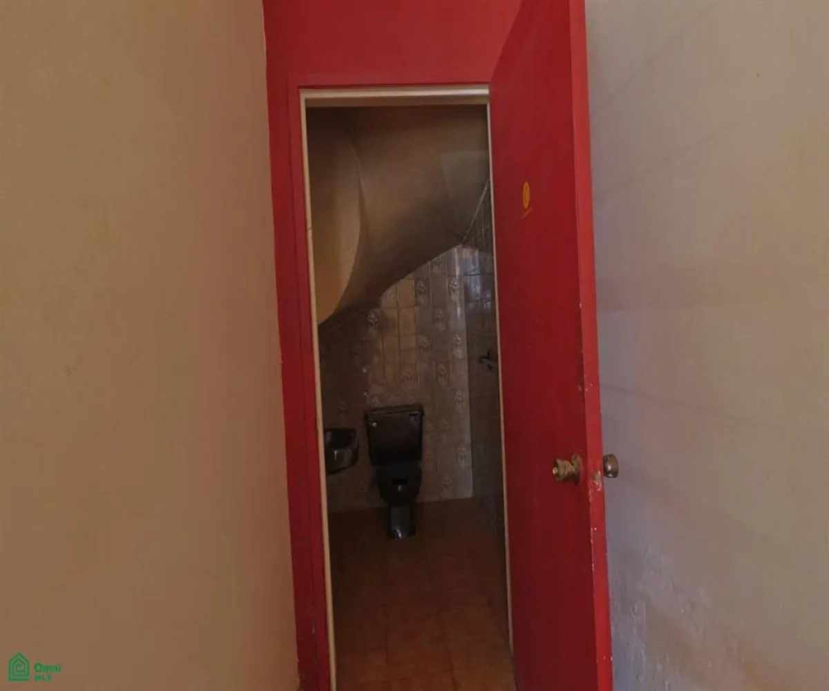 Casa En Venta,Italia Providencia,Diagonal Isabel Prieto 770, Guadalajara, Jalisco 44648, 5 Habitaciones,2 Baños,Diagonal Isabel Prieto,2,MX261086229