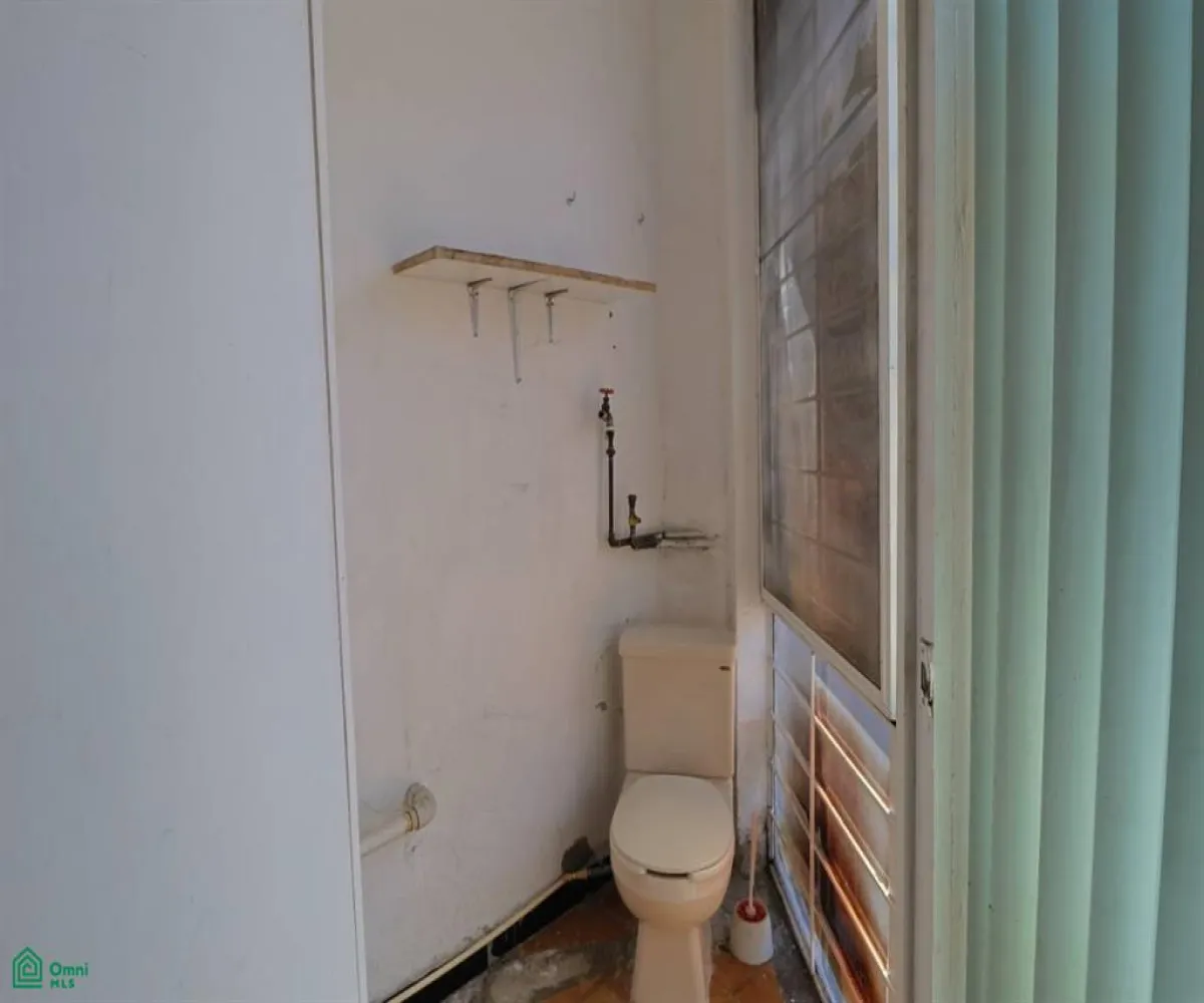 Casa En Venta,Italia Providencia,Diagonal Isabel Prieto 770, Guadalajara, Jalisco 44648, 5 Habitaciones,2 Baños,Diagonal Isabel Prieto,2,MX261086229