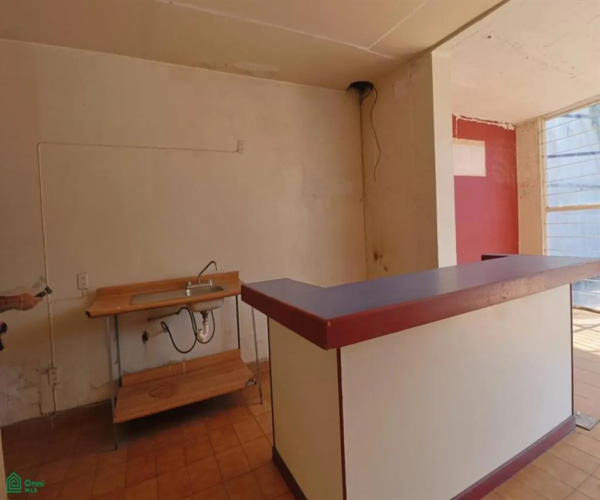 Casa En Venta,Italia Providencia,Diagonal Isabel Prieto 770, Guadalajara, Jalisco 44648, 5 Habitaciones,2 Baños,Diagonal Isabel Prieto,2,MX261086229