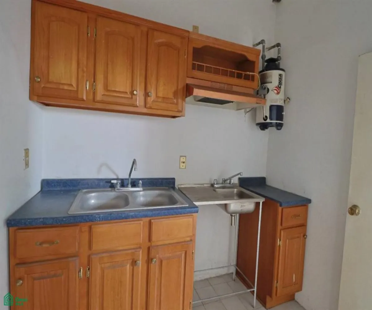 Casa En Venta,Italia Providencia,Diagonal Isabel Prieto 770, Guadalajara, Jalisco 44648, 5 Habitaciones,2 Baños,Diagonal Isabel Prieto,2,MX261086229