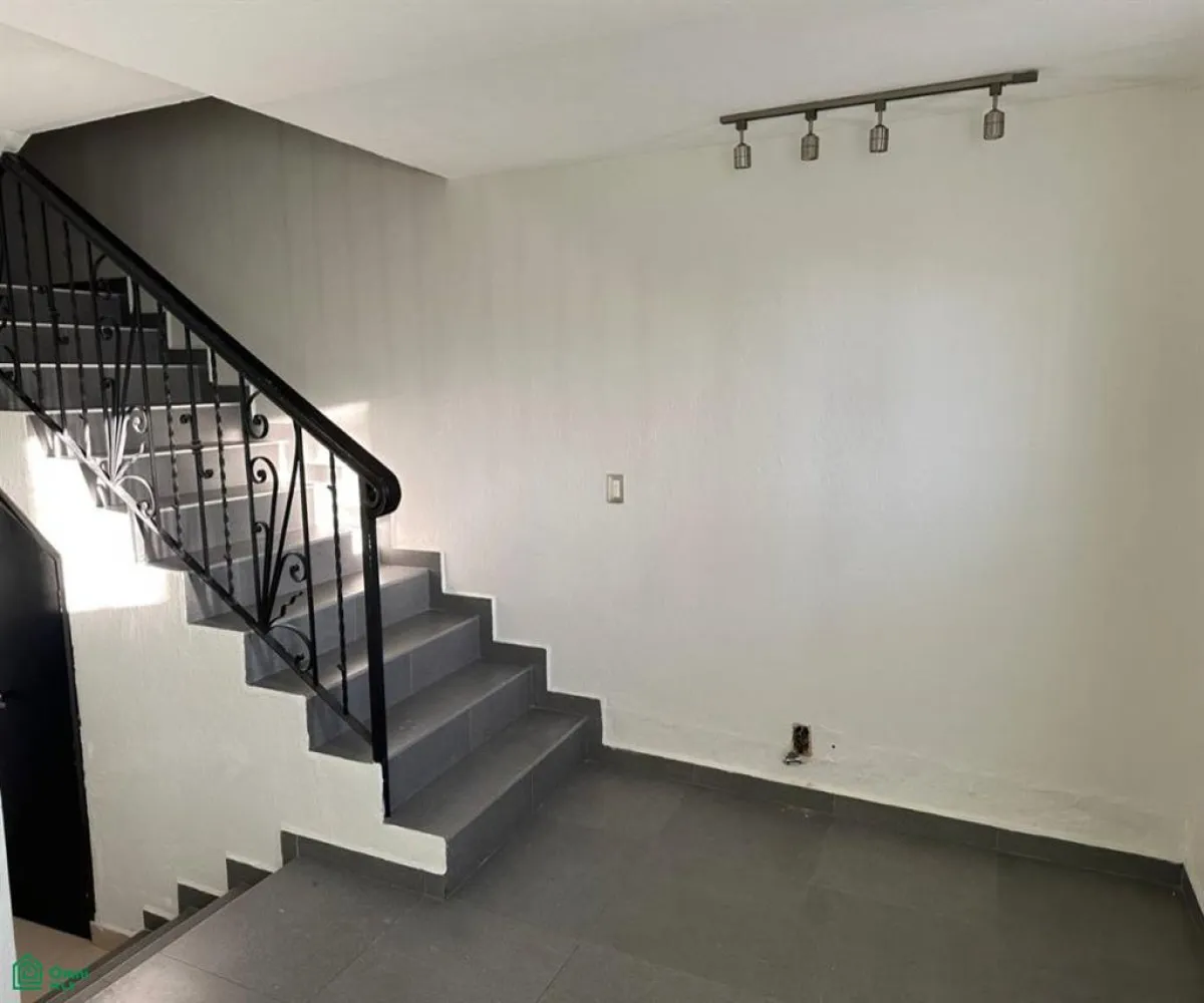 Casa En Renta,El Colli Urbano 1a. Sección,Av. Volcán del Colli 1110 B, Zapopan, Jalisco 45070, 3 Habitaciones,2 Baños,Av. Volcán del Colli,2,MX261086232