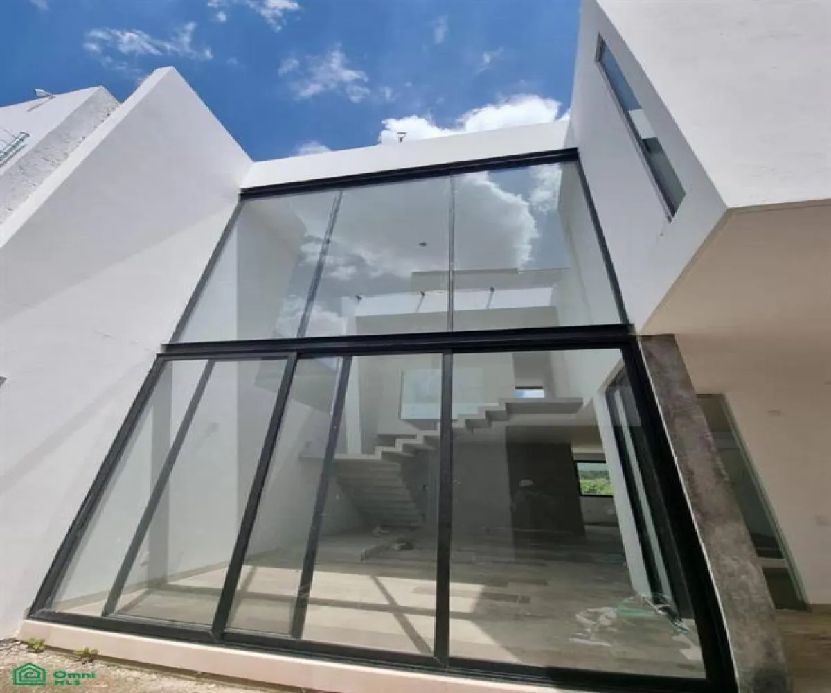 Casa En Renta,Senderos de Monte Verde,Sendero de los Plumbagos 131, Tlajomulco de Zuniga, Jalisco 45646, 3 Habitaciones,4 Baños,Sendero de los Plumbagos,3,MX261086269
