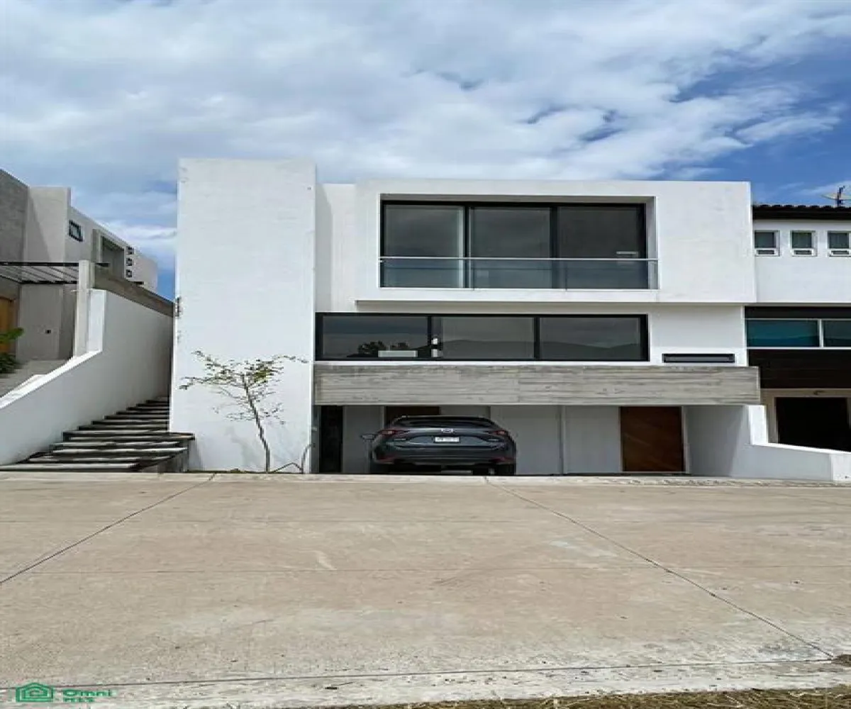 Casa En Renta,Senderos de Monte Verde,Sendero de los Plumbagos 131, Tlajomulco de Zuniga, Jalisco 45646, 3 Habitaciones,4 Baños,Sendero de los Plumbagos,3,MX261086269