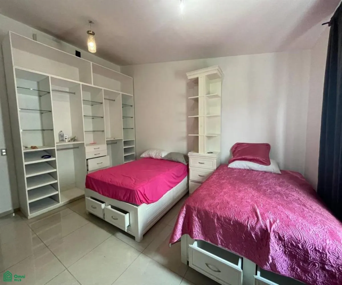 Casa En Renta,Bosques Santa Anita,San Álvaro (Coto Arbolada 1). 245 Int. C 27, Tlajomulco de Zuniga, Jalisco 45645, 4 Habitaciones,4 Baños,San Álvaro (Coto Arbolada 1).,2,MX261086363