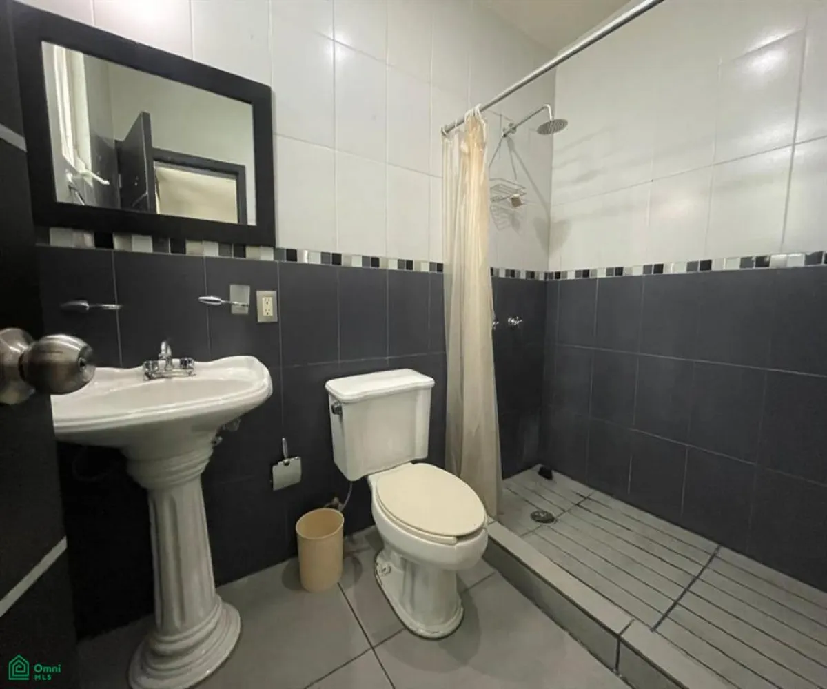 Casa En Renta,Bosques Santa Anita,San Álvaro (Coto Arbolada 1). 245 Int. C 27, Tlajomulco de Zuniga, Jalisco 45645, 4 Habitaciones,4 Baños,San Álvaro (Coto Arbolada 1).,2,MX261086363