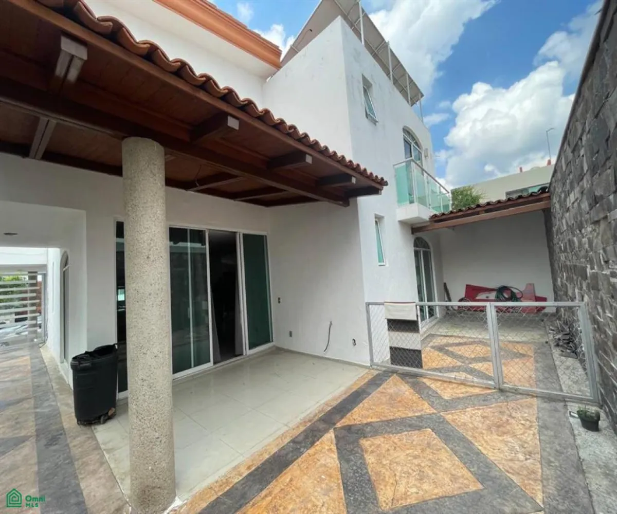 Casa En Renta,Bosques Santa Anita,San Álvaro (Coto Arbolada 1). 245 Int. C 27, Tlajomulco de Zuniga, Jalisco 45645, 4 Habitaciones,4 Baños,San Álvaro (Coto Arbolada 1).,2,MX261086363