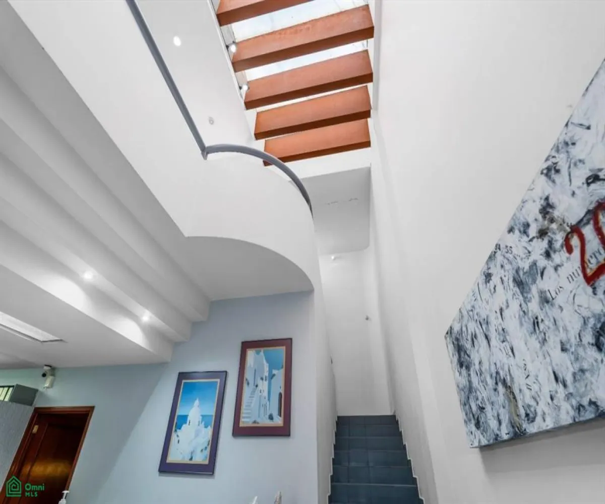 Local En Renta,Americana,Robles gil 262, Guadalajara, Jalisco 44160,Robles gil,2,MX261086694