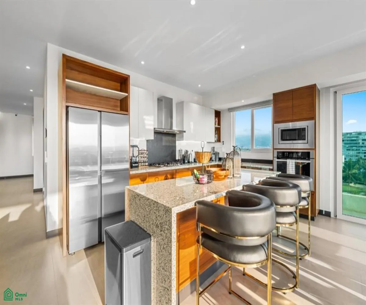 Departamento En Venta,Marina Vallarta,Gansos 115 115, Puerto Vallarta, Jalisco 48354, 3 Habitaciones,3 Baños,Gansos 115,MX261087131