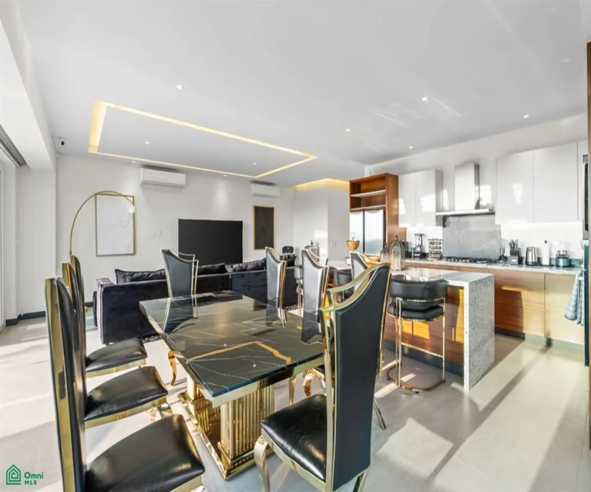 Departamento En Venta,Marina Vallarta,Gansos 115 115, Puerto Vallarta, Jalisco 48354, 3 Habitaciones,3 Baños,Gansos 115,MX261087131