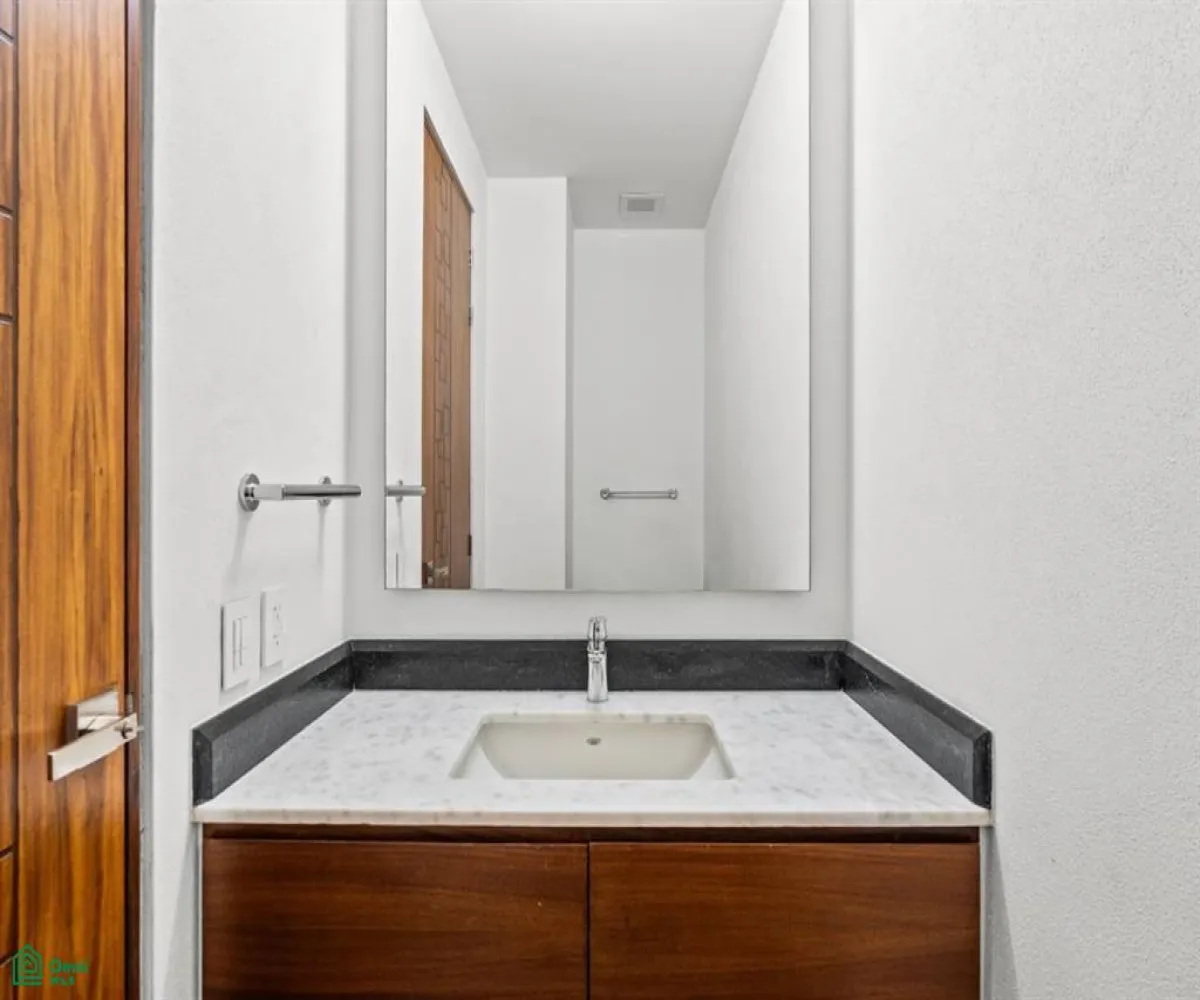 Departamento En Venta,Marina Vallarta,Gansos 115 115, Puerto Vallarta, Jalisco 48354, 3 Habitaciones,3 Baños,Gansos 115,MX261087131