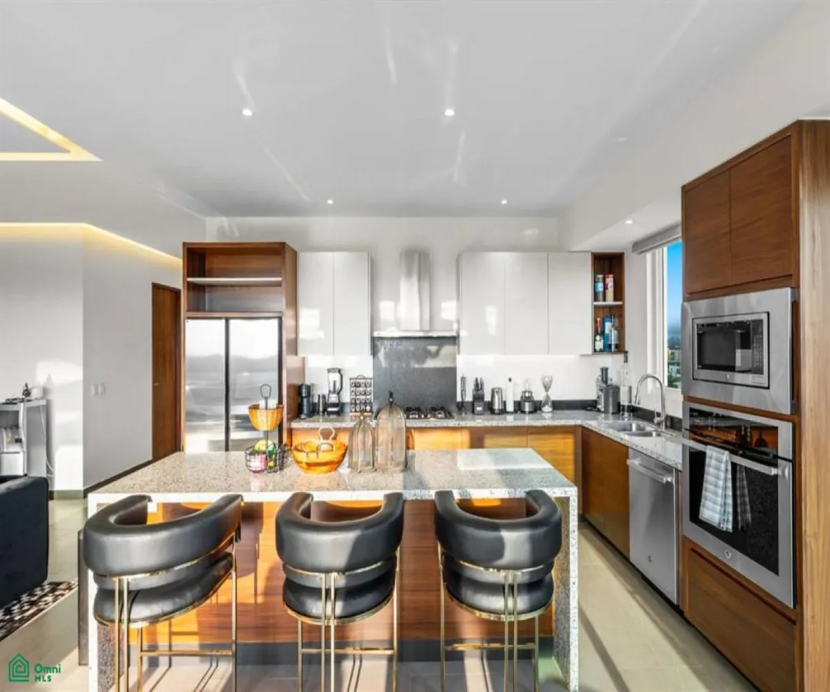 Departamento En Venta,Marina Vallarta,Gansos 115 115, Puerto Vallarta, Jalisco 48354, 3 Habitaciones,3 Baños,Gansos 115,MX261087131