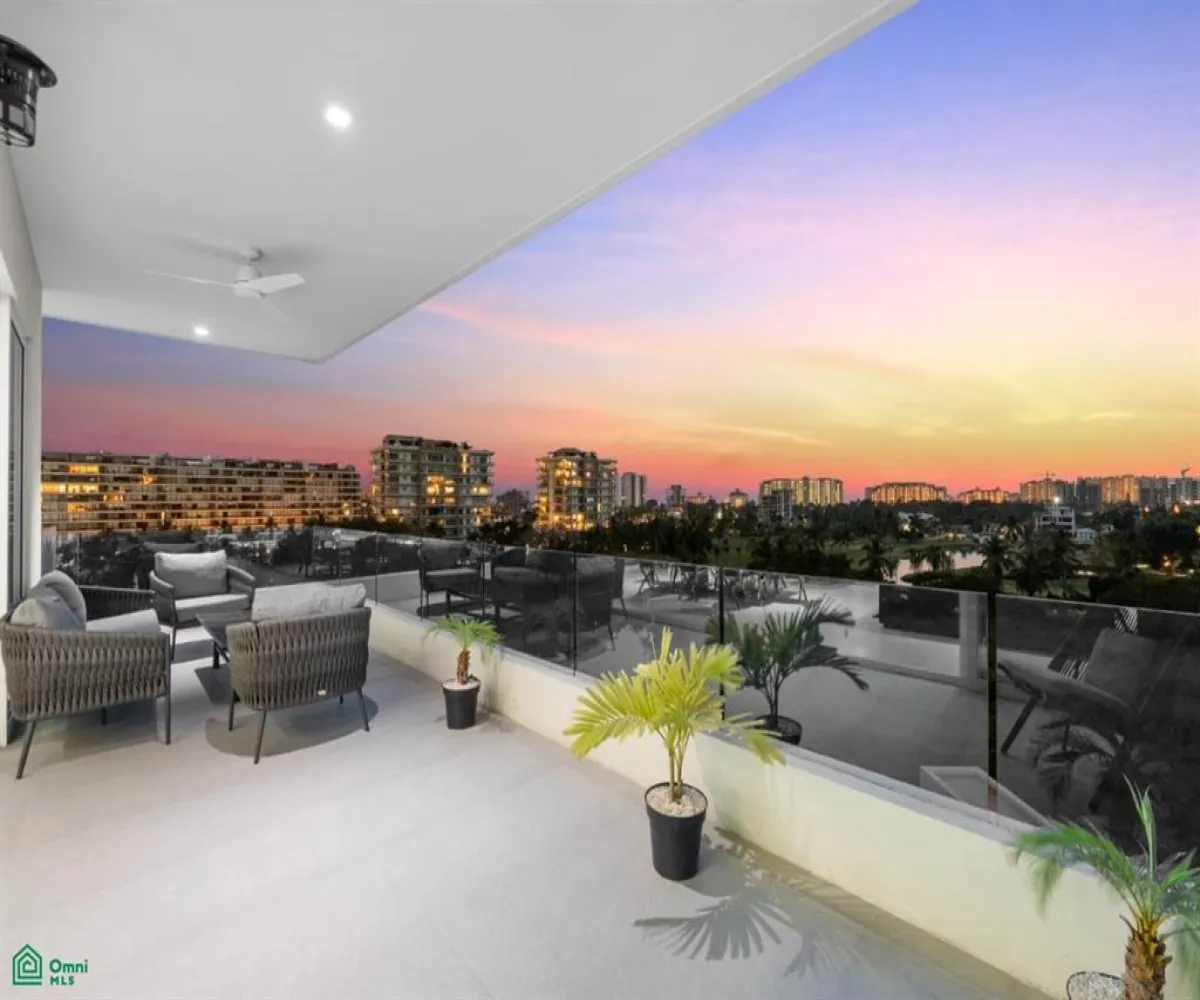 Departamento En Venta,Marina Vallarta,Gansos 115 115, Puerto Vallarta, Jalisco 48354, 3 Habitaciones,3 Baños,Gansos 115,MX261087131