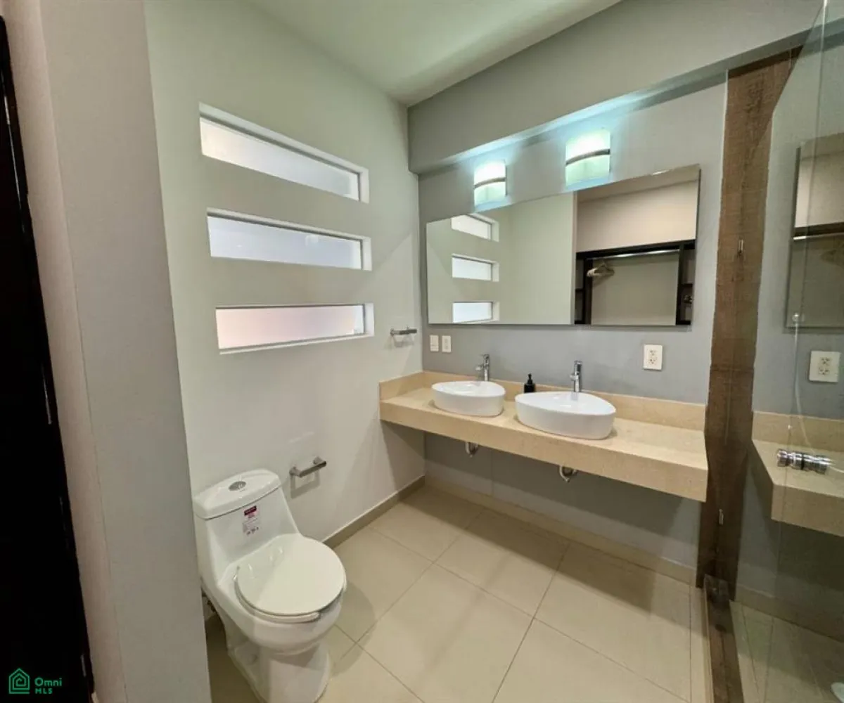 Departamento En Renta,Residencial Fluvial Vallarta,Rio Papaloapan 231, Puerto Vallarta, Jalisco 48312, 2 Habitaciones,2 Baños,Rio Papaloapan,3,MX261087420