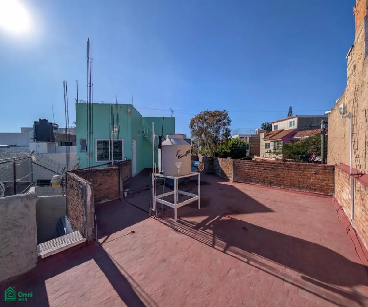 Casa En Venta,Jardines De Santa Isabel,De La Angostura 410 410, Guadalajara, Jalisco 44300, 4 Habitaciones,3 Baños,De La Angostura 410,2,MX261087992