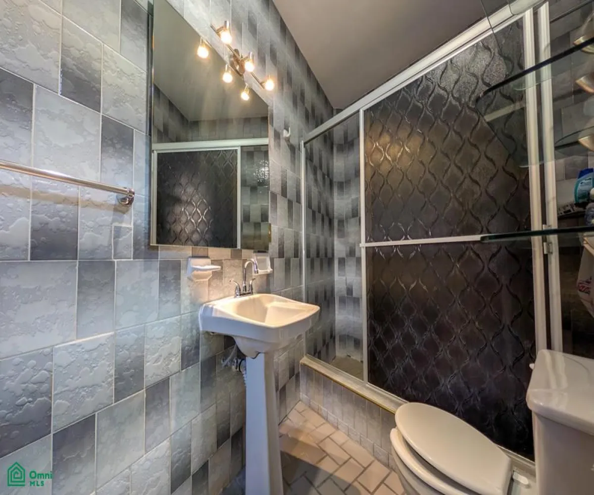 Casa En Venta,Jardines De Santa Isabel,De La Angostura 410 410, Guadalajara, Jalisco 44300, 4 Habitaciones,3 Baños,De La Angostura 410,2,MX261087992