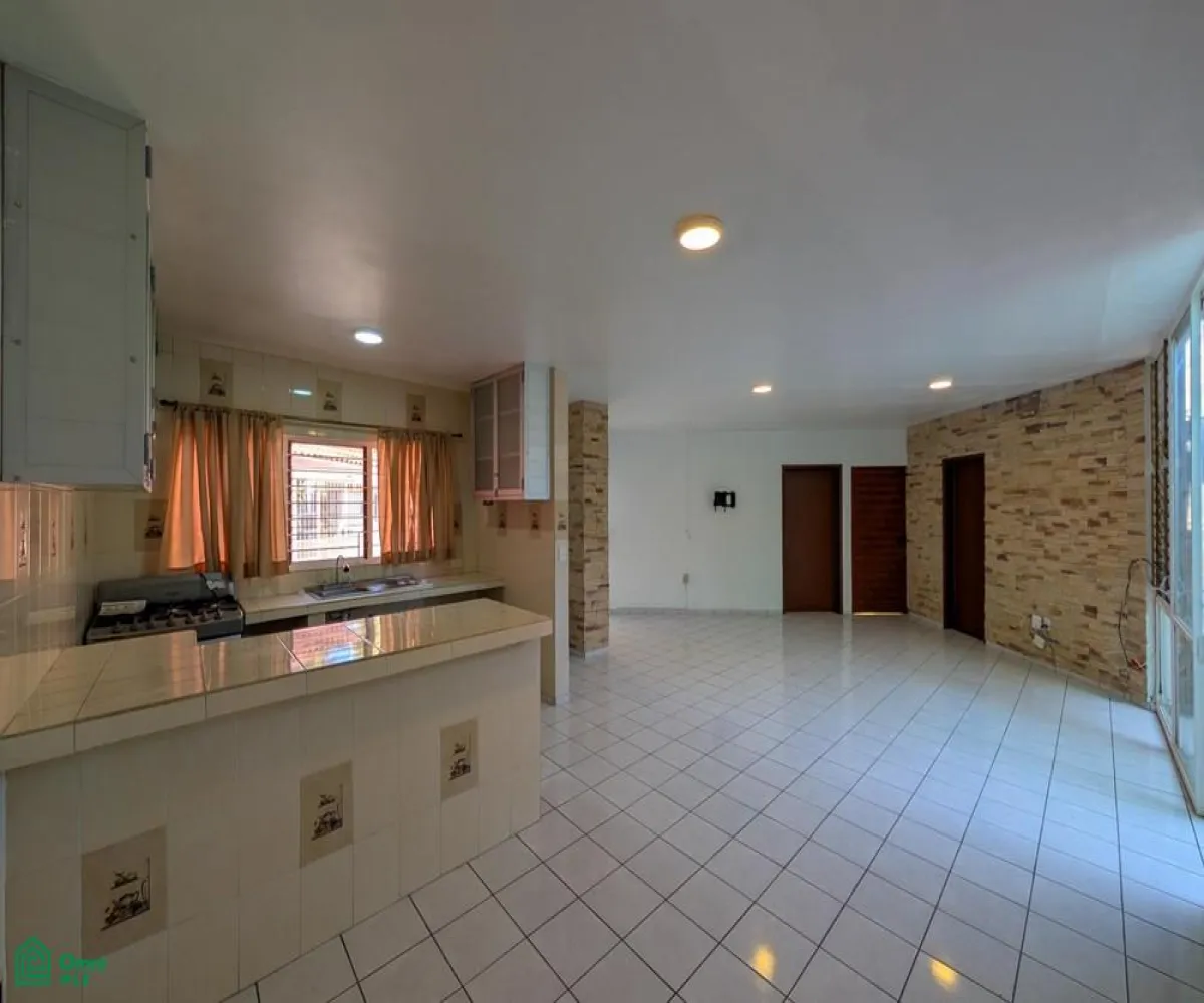 Casa En Venta,Jardines De Santa Isabel,De La Angostura 410 410, Guadalajara, Jalisco 44300, 4 Habitaciones,3 Baños,De La Angostura 410,2,MX261087992