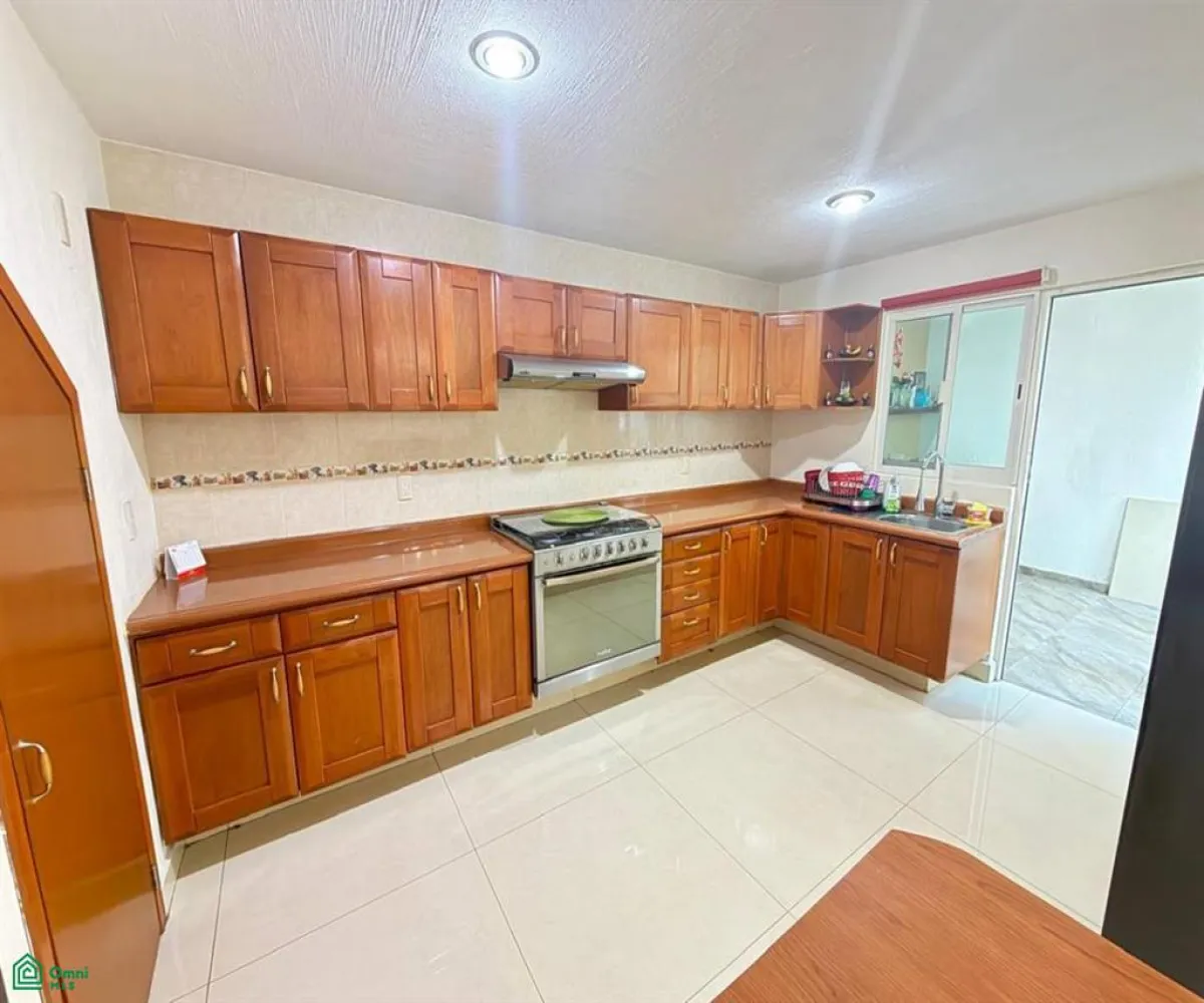 Casa En Venta,Rinconada San Isidro,RINCONADA DE LOS MEMBRILLOS 429, Zapopan, Jalisco 45182, 3 Habitaciones,3 Baños,RINCONADA DE LOS MEMBRILLOS,2,MX261088519