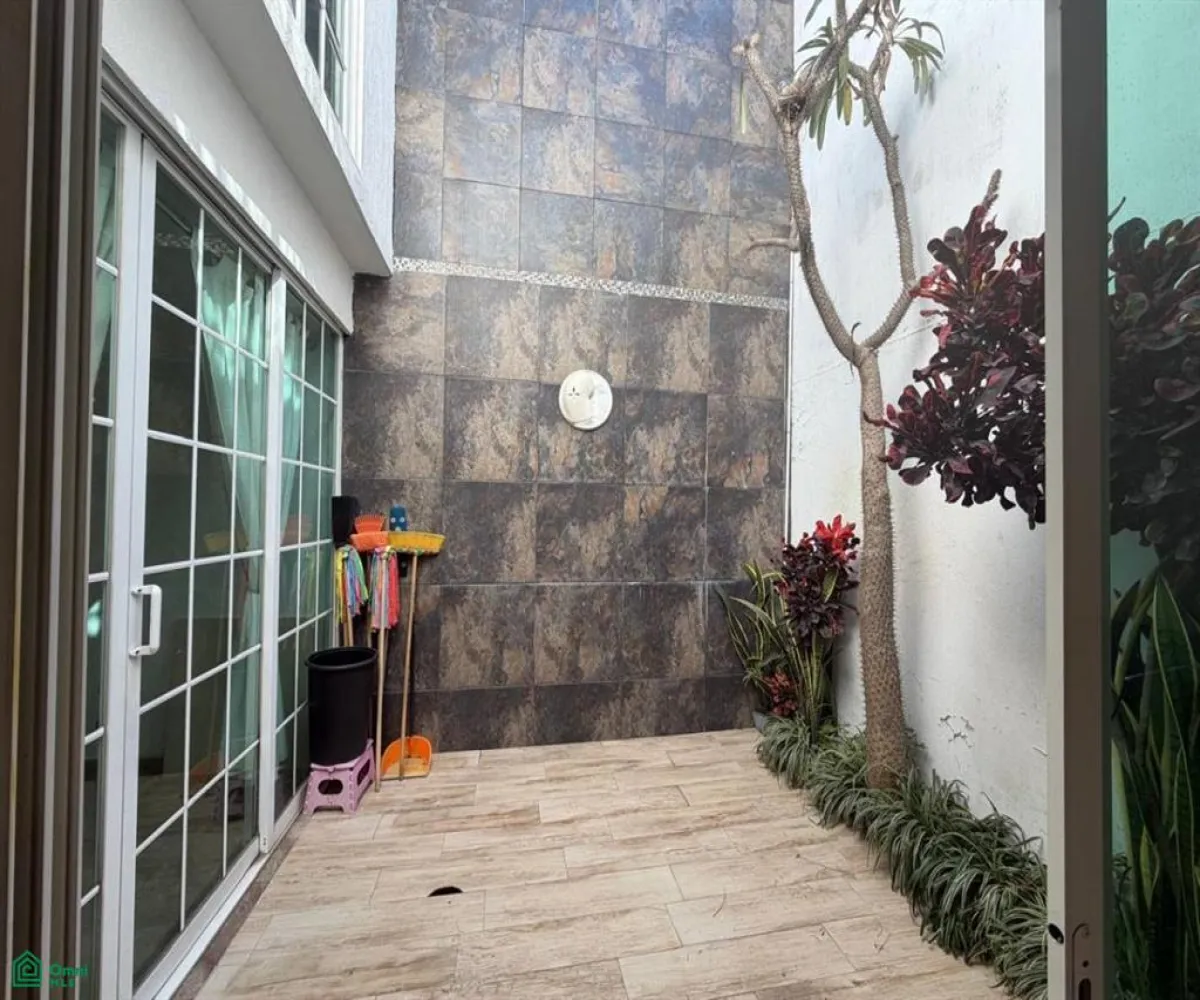 Casa En Venta,Rinconada San Isidro,RINCONADA DE LOS MEMBRILLOS 429, Zapopan, Jalisco 45182, 3 Habitaciones,3 Baños,RINCONADA DE LOS MEMBRILLOS,2,MX261088519