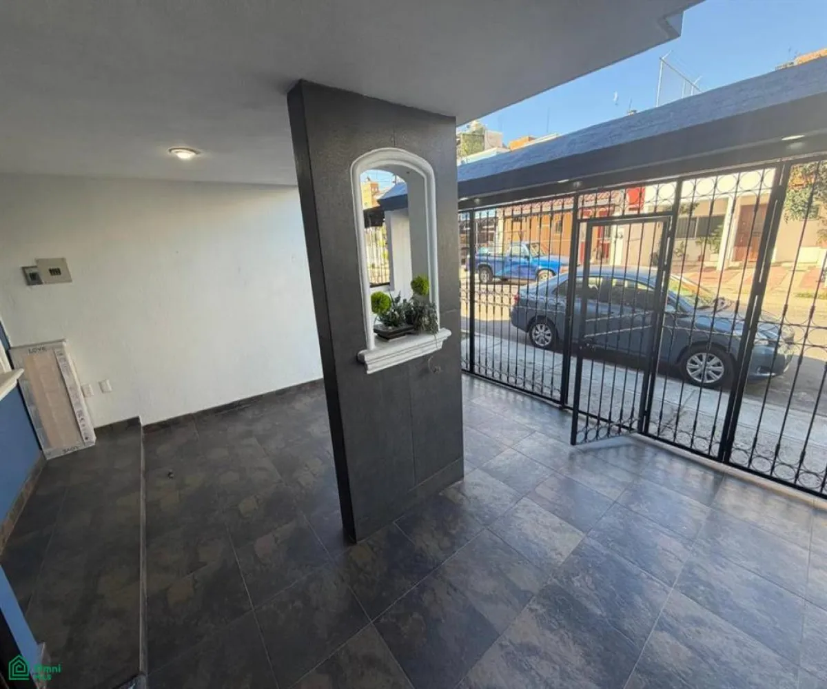 Casa En Venta,Rinconada San Isidro,RINCONADA DE LOS MEMBRILLOS 429, Zapopan, Jalisco 45182, 3 Habitaciones,3 Baños,RINCONADA DE LOS MEMBRILLOS,2,MX261088519