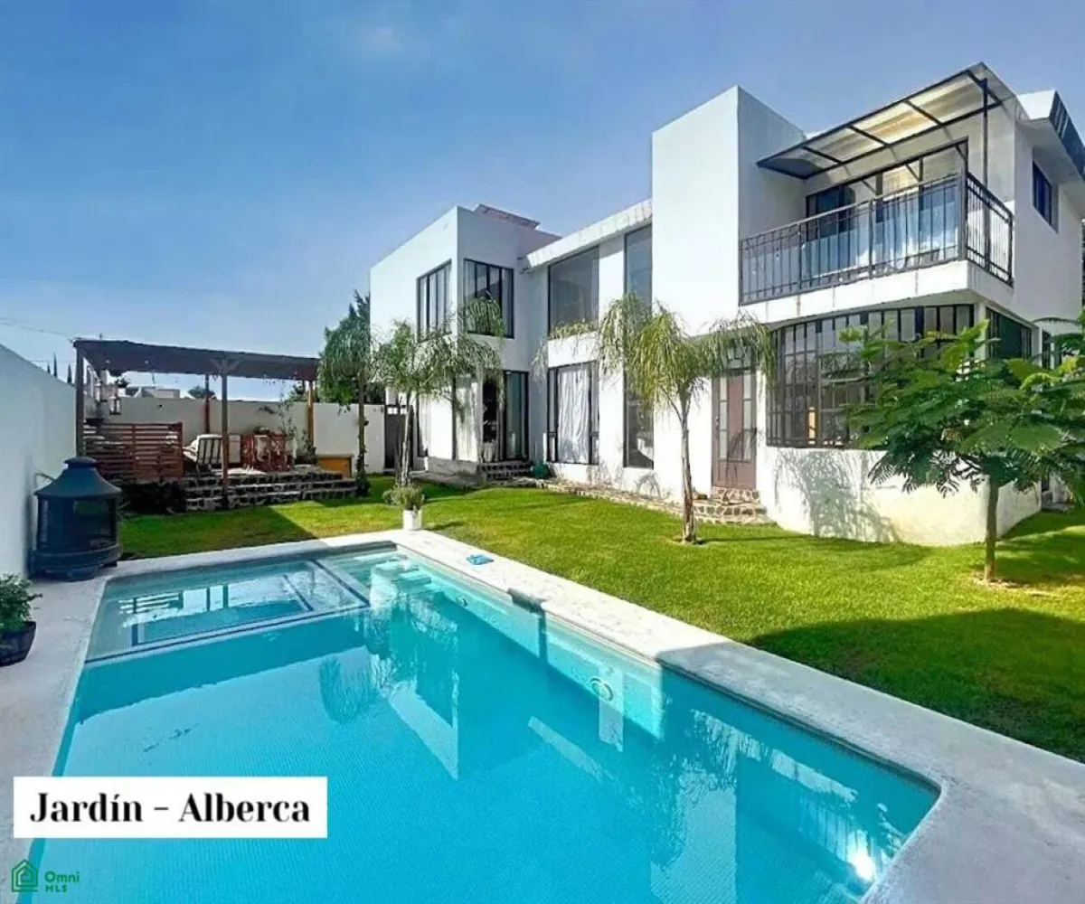 Casa En Venta,Tlajomulco Centro,Paseo De La Colina Norte(Lomas De Santa Anita) 58, Tlajomulco de Zuniga, Jalisco 45640, 4 Habitaciones,4 Baños,Paseo De La Colina Norte(Lomas De Santa Anita),2,MX261088522