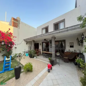 Casa En Venta,Juan Manuel Vallarta,Tauro 4098, Zapopan, Jalisco 45120, 3 Habitaciones,2 Baños,Tauro,2,MX261088867