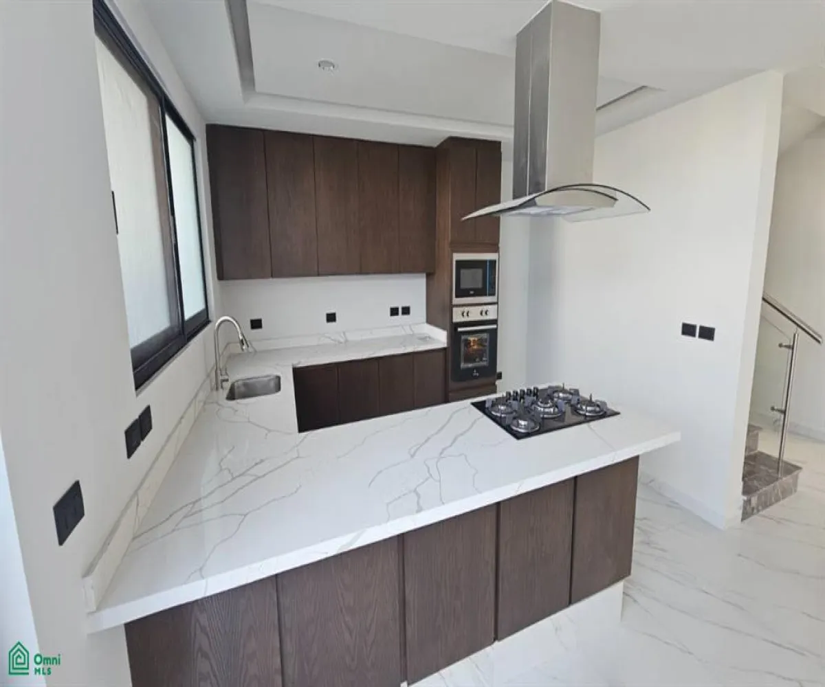 Casa En Venta,Altavista Residencial,Altavista Poniente 303, Int. C - 23, Vitana, Zapopan, Jalisco 45133, 4 Habitaciones,3 Baños,Altavista Poniente,3,MX261088919