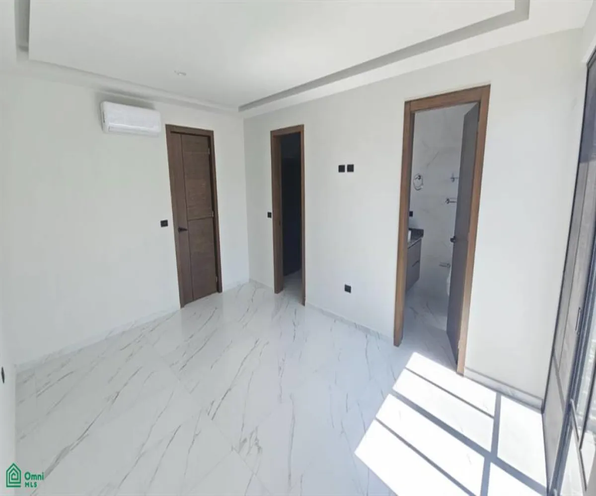 Casa En Venta,Altavista Residencial,Altavista Poniente 303, Int. C - 23, Vitana, Zapopan, Jalisco 45133, 4 Habitaciones,3 Baños,Altavista Poniente,3,MX261088919
