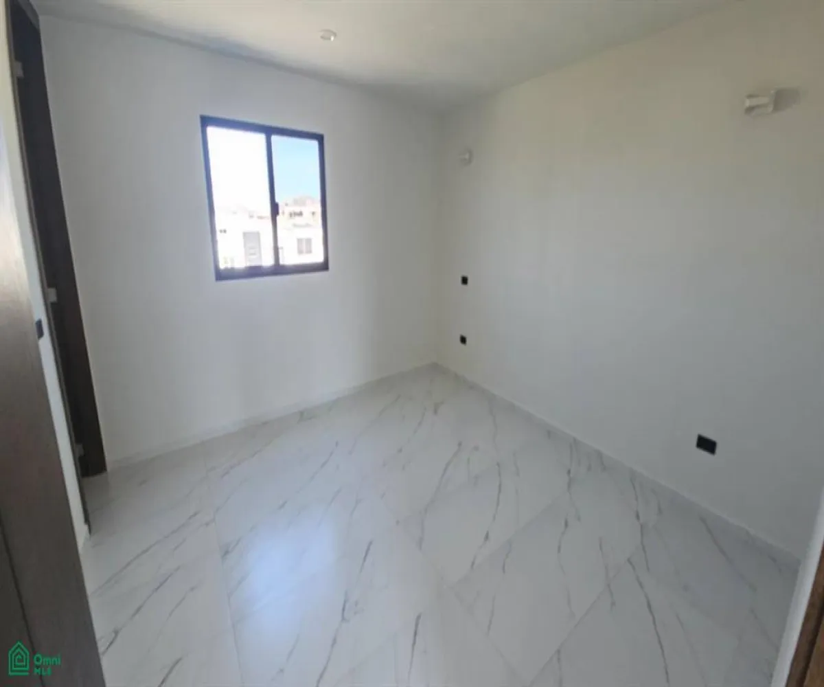 Casa En Venta,Altavista Residencial,Altavista Poniente 303, Int. C - 23, Vitana, Zapopan, Jalisco 45133, 4 Habitaciones,3 Baños,Altavista Poniente,3,MX261088919