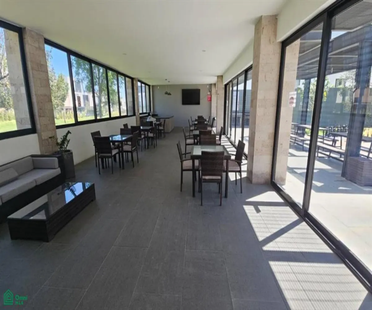 Casa En Venta,Altavista Residencial,Altavista Poniente 303, Int. C - 23, Vitana, Zapopan, Jalisco 45133, 4 Habitaciones,3 Baños,Altavista Poniente,3,MX261088919