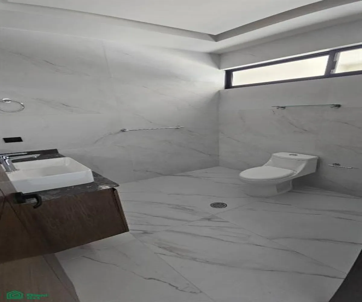 Casa En Venta,Altavista Residencial,Altavista Poniente 303, Int. C - 23, Vitana, Zapopan, Jalisco 45133, 4 Habitaciones,3 Baños,Altavista Poniente,3,MX261088919