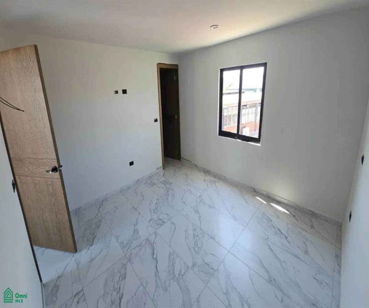 Casa En Venta,Real de Valdepeñas,Talavera Poniente 3363, Int. 45, Boreales 2, Zapopan, Jalisco 45130, 4 Habitaciones,3 Baños,Talavera Poniente,3,MX261088965