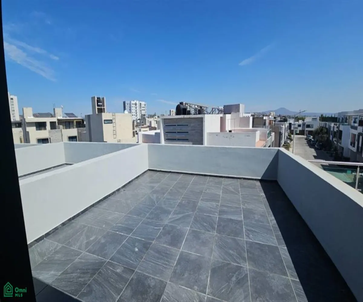 Casa En Venta,Real de Valdepeñas,Talavera Poniente 3363, Int. 45, Boreales 2, Zapopan, Jalisco 45130, 4 Habitaciones,3 Baños,Talavera Poniente,3,MX261088965