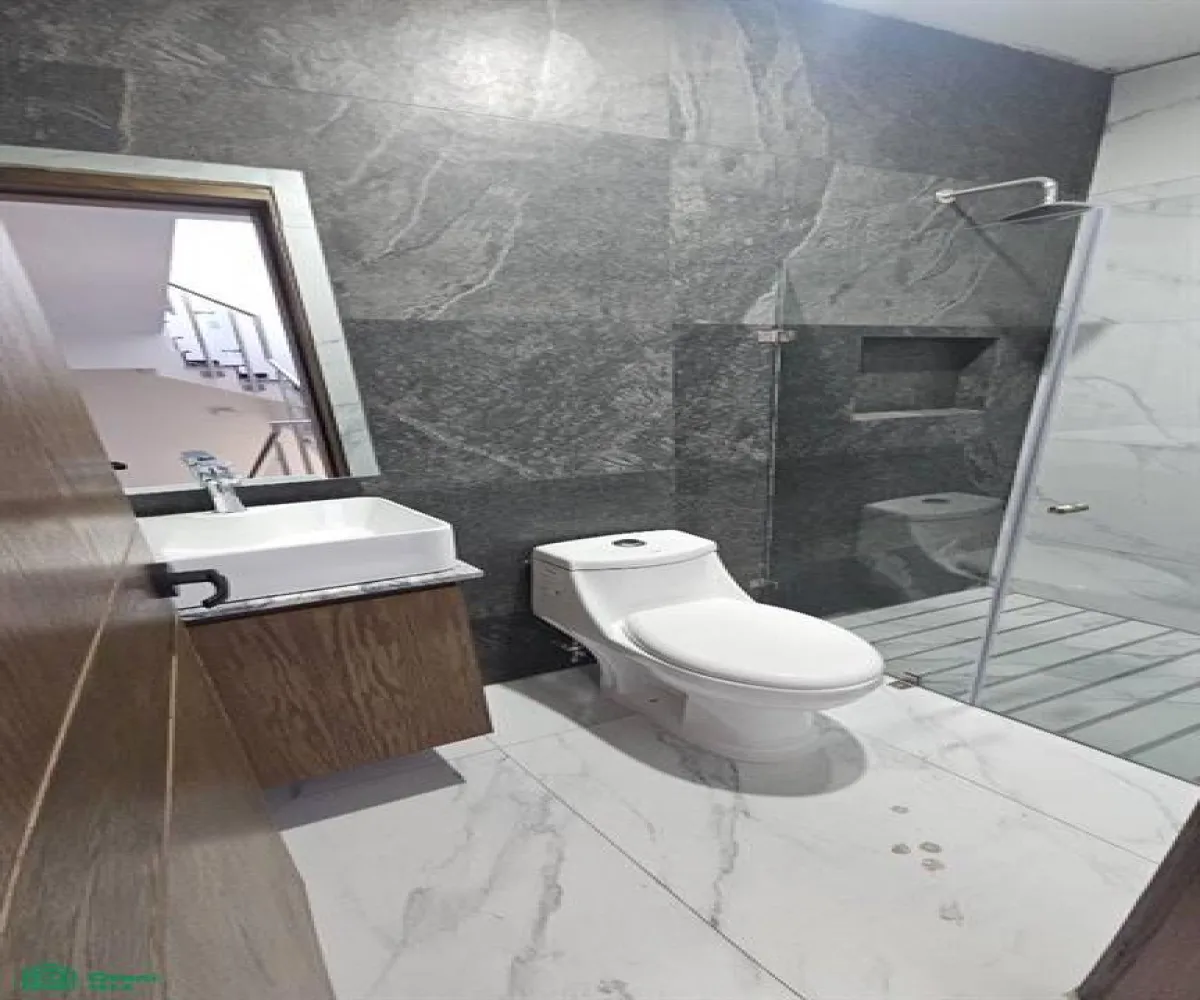 Casa En Venta,Real de Valdepeñas,Talavera Poniente 3363, Int. 45, Boreales 2, Zapopan, Jalisco 45130, 4 Habitaciones,3 Baños,Talavera Poniente,3,MX261088965