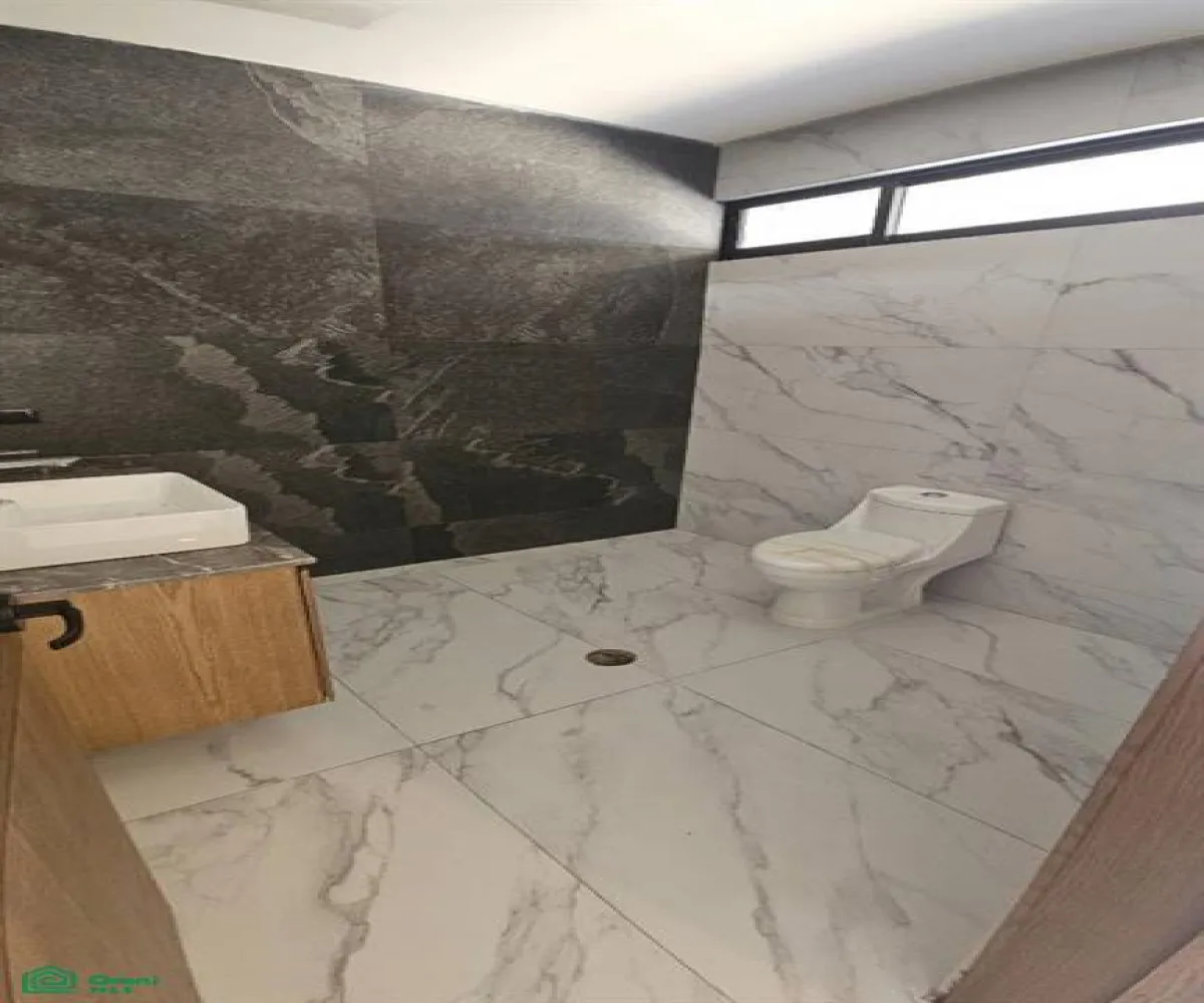 Casa En Venta,Real de Valdepeñas,Talavera Poniente 3363, Int. 45, Boreales 2, Zapopan, Jalisco 45130, 4 Habitaciones,3 Baños,Talavera Poniente,3,MX261088965