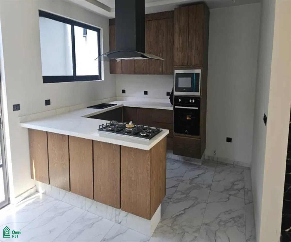 Casa En Venta,Real de Valdepeñas,Talavera Poniente 3363, Int. 45, Boreales 2, Zapopan, Jalisco 45130, 4 Habitaciones,3 Baños,Talavera Poniente,3,MX261088965