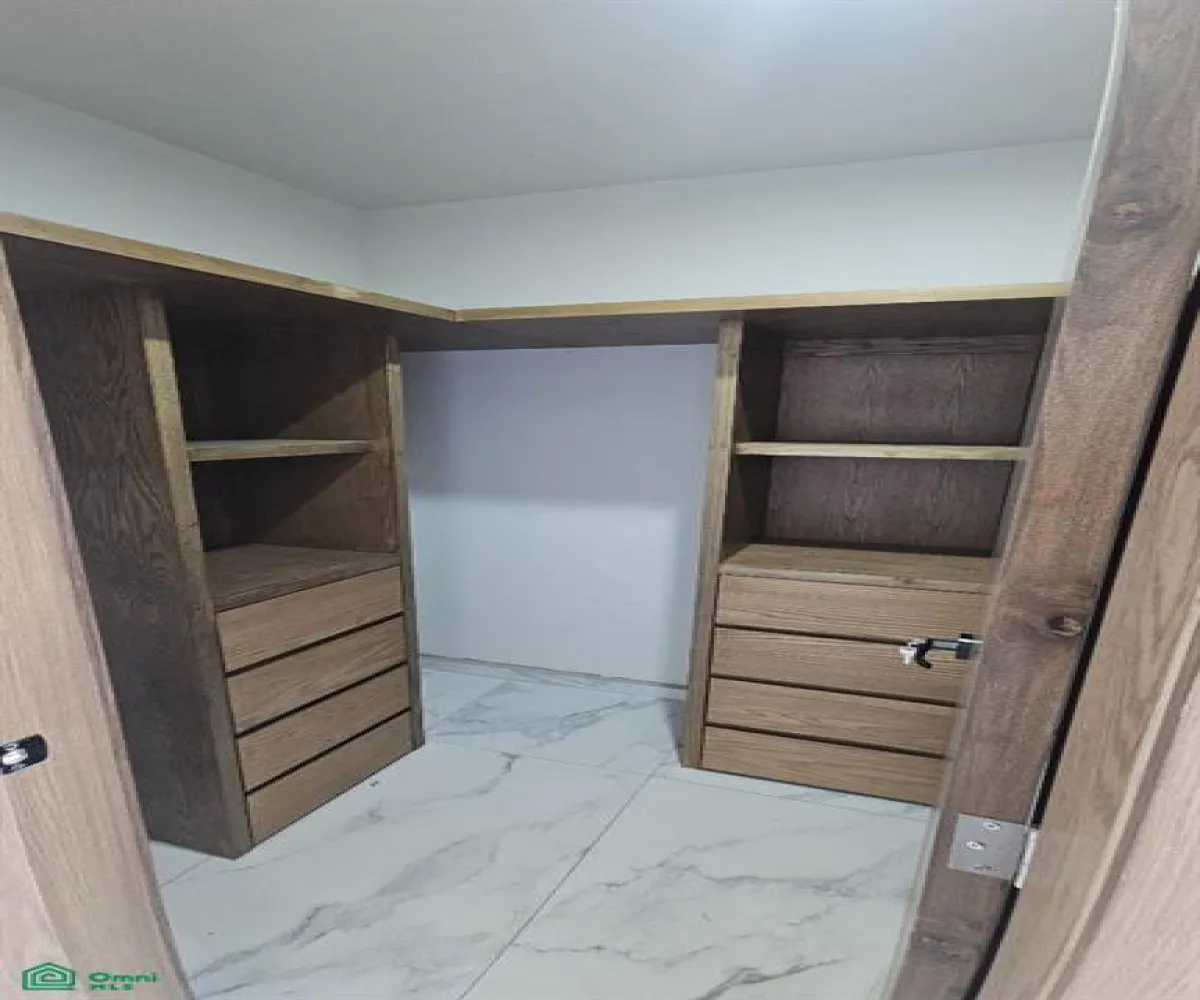 Casa En Venta,Real de Valdepeñas,Talavera Poniente 3363, Int. 45, Boreales 2, Zapopan, Jalisco 45130, 4 Habitaciones,3 Baños,Talavera Poniente,3,MX261088965