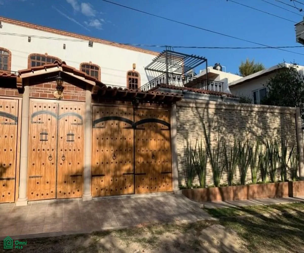 Casa En Venta,Fraccionamiento Chapala Haciendas,Pájaro del Fuero 34, Chapala, Jalisco 45907, 6 Habitaciones,5 Baños,Pájaro del Fuero,2,MX261089291