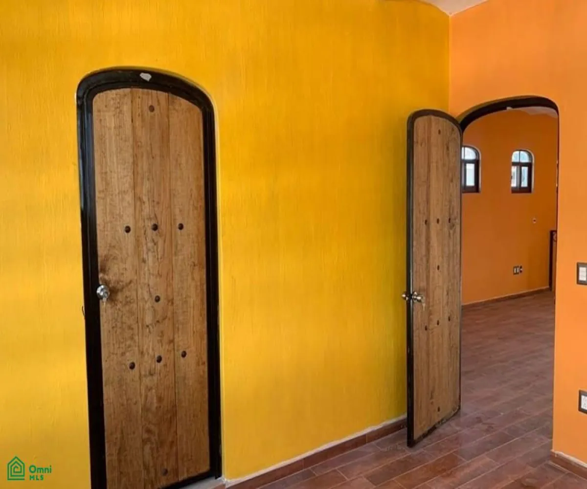 Casa En Venta,Fraccionamiento Chapala Haciendas,Pájaro del Fuero 34, Chapala, Jalisco 45907, 6 Habitaciones,5 Baños,Pájaro del Fuero,2,MX261089291